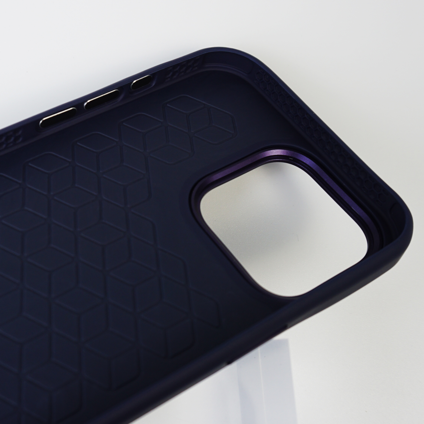 E-Ink NFC phone case