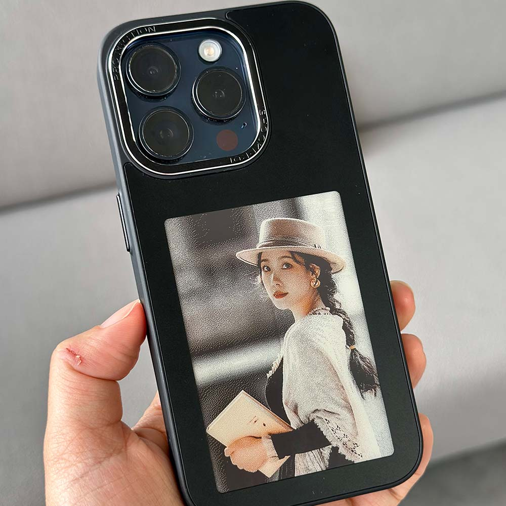 E-Ink NFC phone case